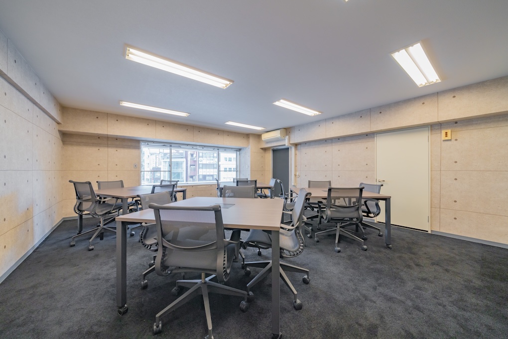 【東京都電サボ】（表）六本木←北青山一丁目−四谷三丁目（裏）四谷←北青山−六本木 Yahoo!オークション -「都電」(行先板、サボ) (廃品、放出品)の落札