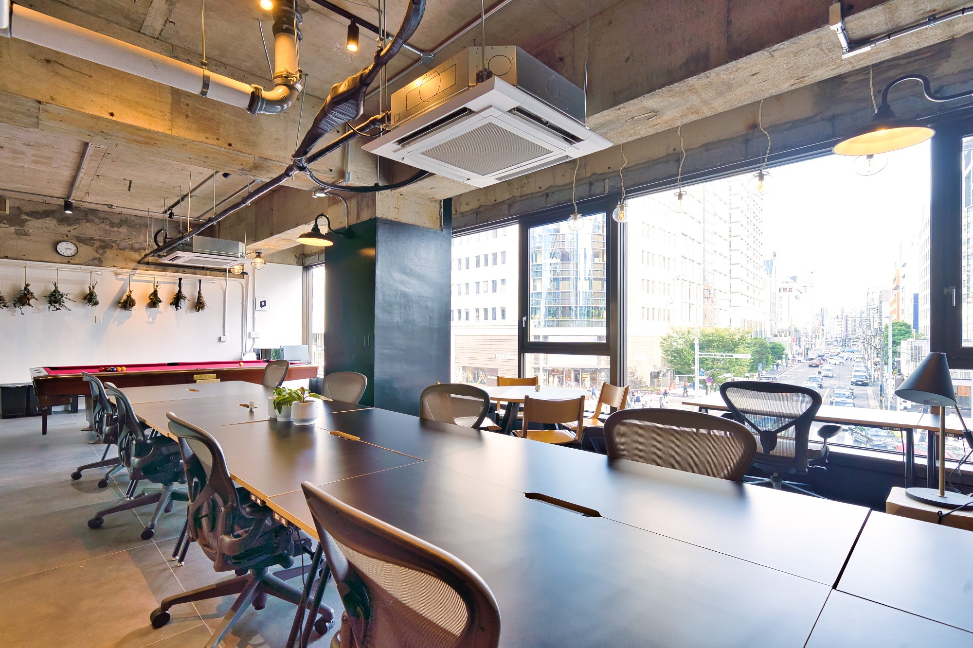 公式予約】SPOT表参道青山骨董通り入口｜1日オフィス・貸し会議室